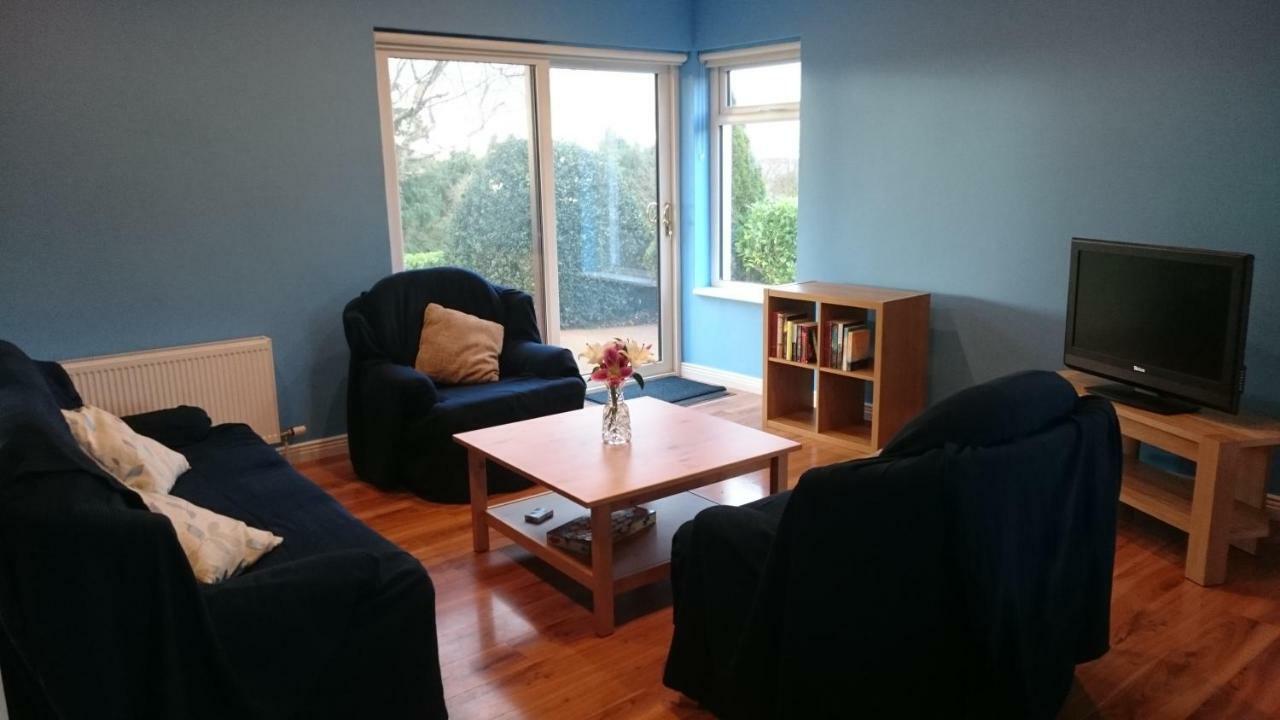 Mick'S Cottage Loughrea Extérieur photo