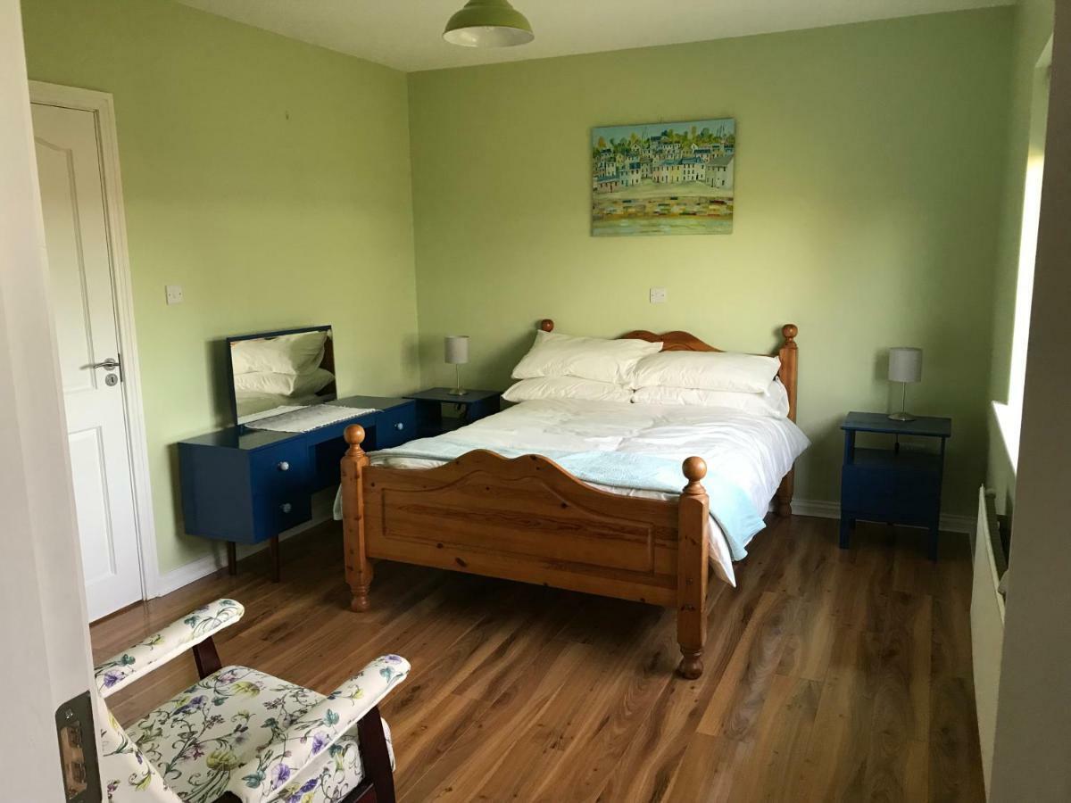 Mick'S Cottage Loughrea Extérieur photo